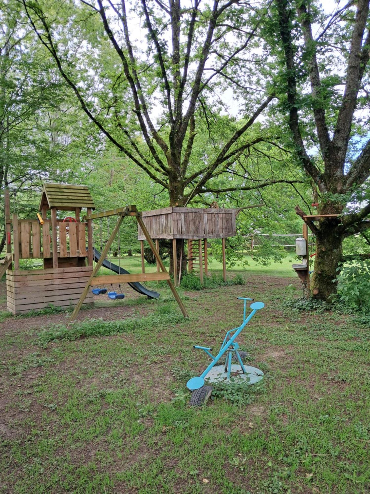 Le Buisson De La Gariole Bed and Breakfast Aubigny-sur-Nère Δωμάτιο φωτογραφία
